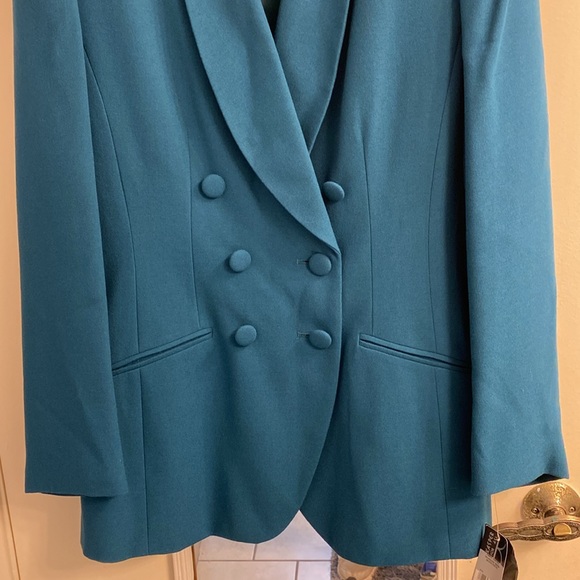NEW Kasper Teal 2Piece Suit - Picture 3 of 13